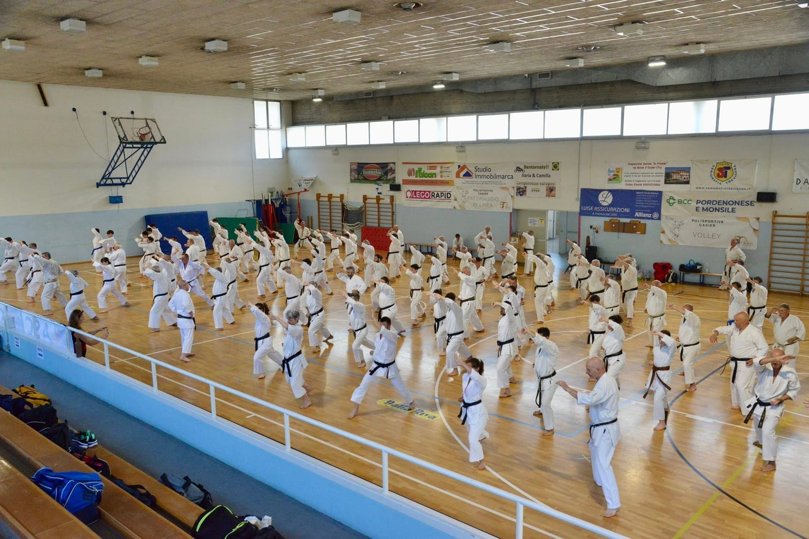 Karate per la Vita: lo Stage di Casier dedicato ai Maestri – foto 6